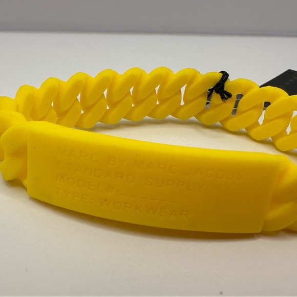Marc by Marc Jacobs Safety Yellow braided silicone bracelet NWT - Picture 2 of 5